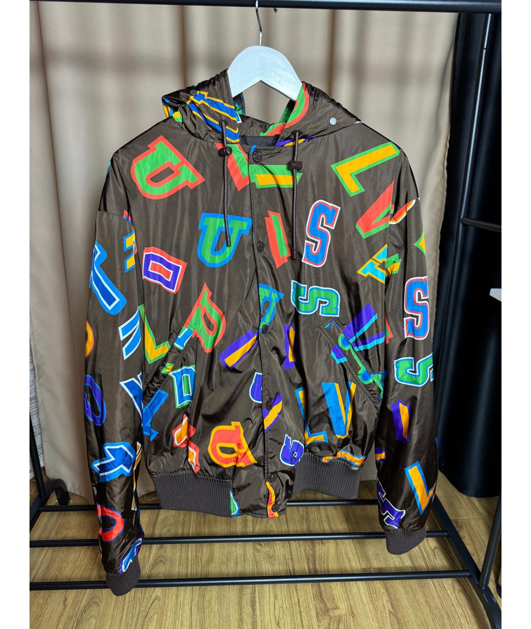 LOUIS VUITTON Коричневая полиэстеровая куртка, фото 5