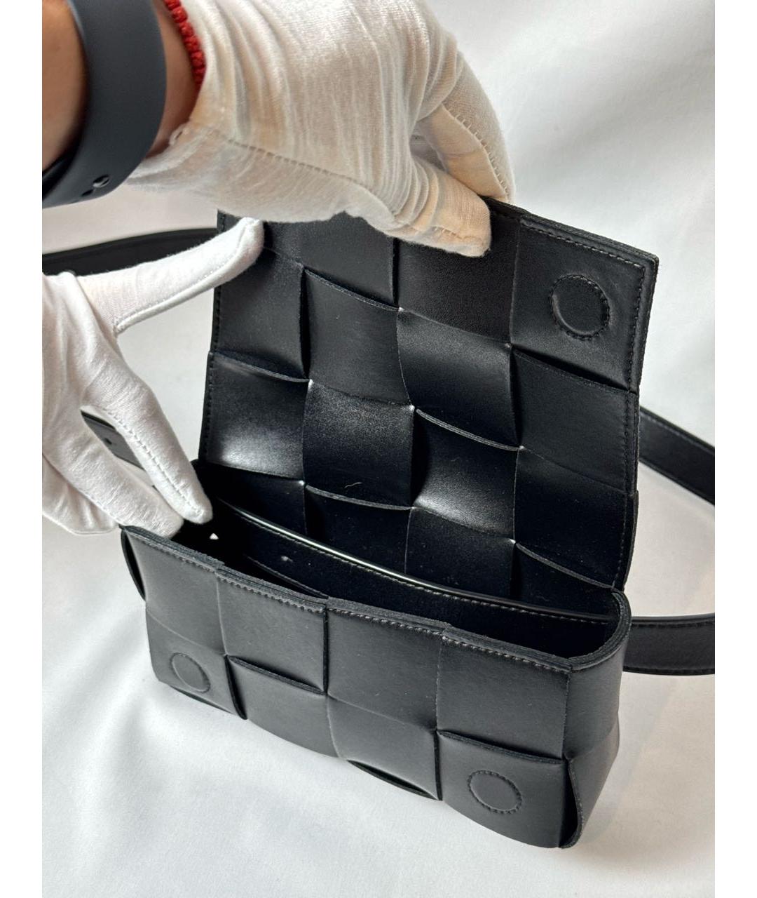 BOTTEGA VENETA Черная кожаная поясная сумка, фото 6