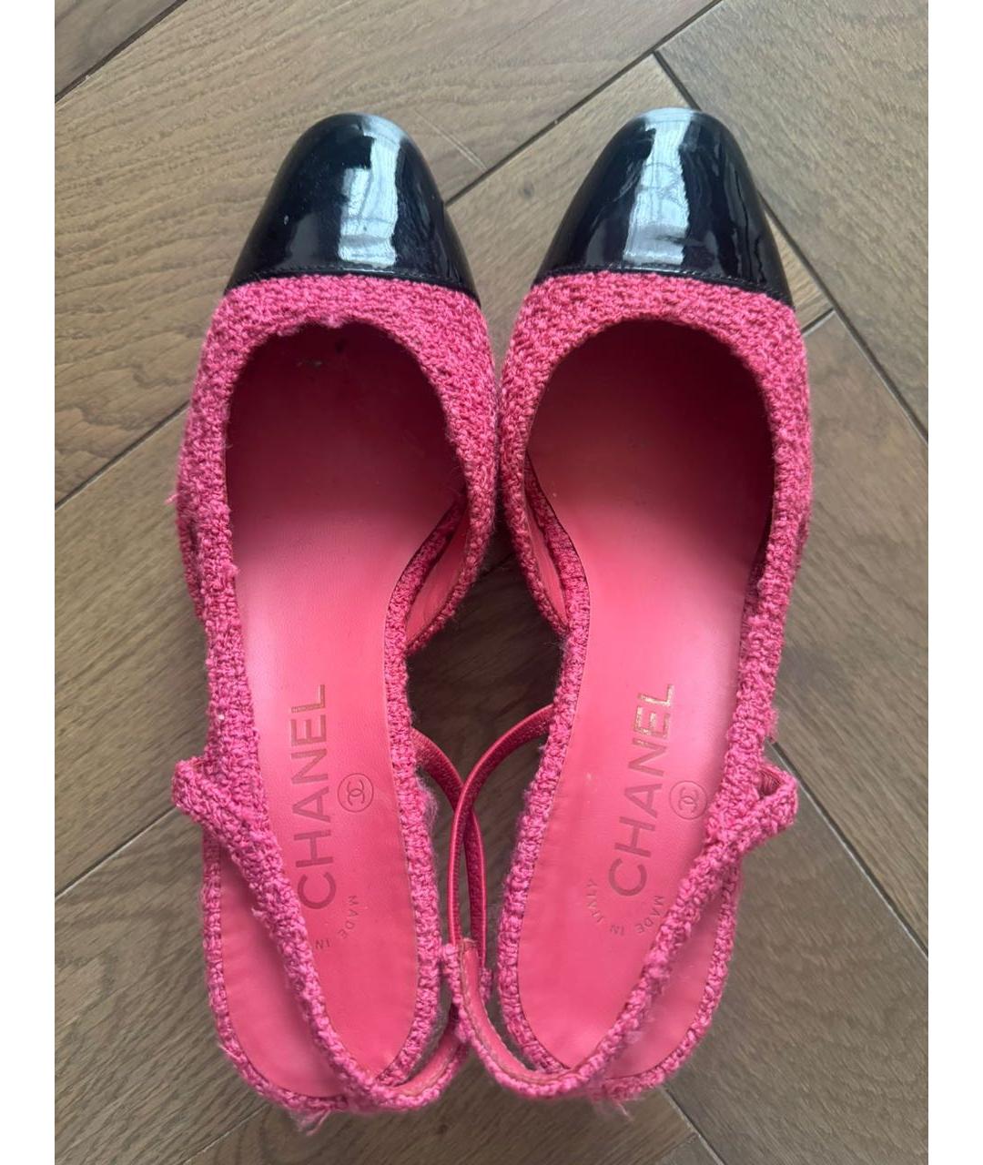 CHANEL Розовые босоножки из лакированной кожи, фото 3