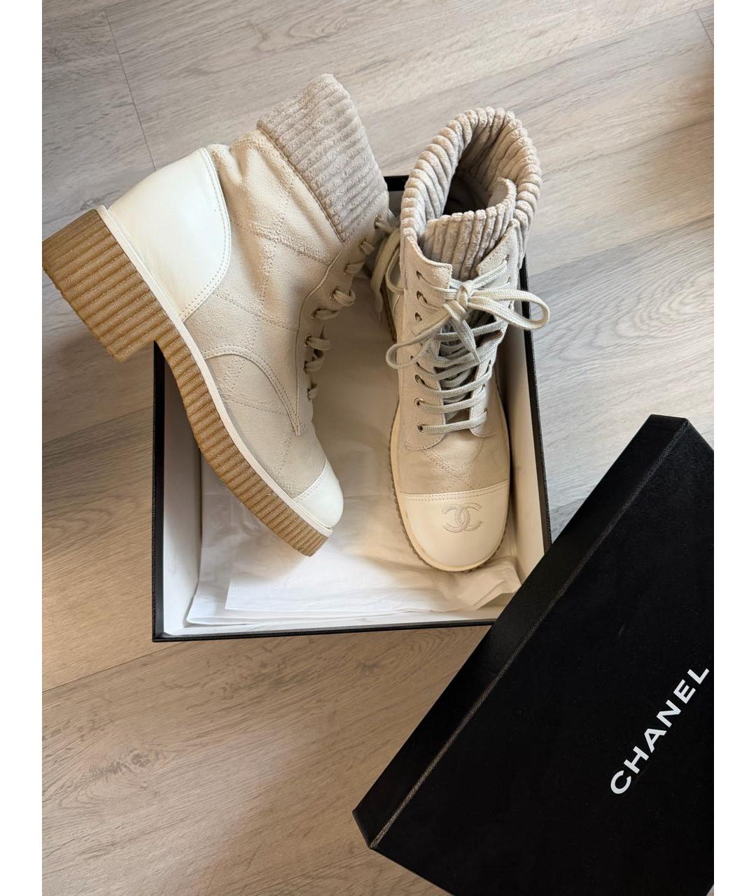 CHANEL Бежевые кожаные ботинки, фото 3