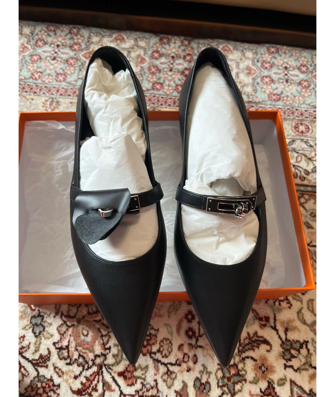 HERMES Черные кожаные лодочки на низком каблуке, фото 2