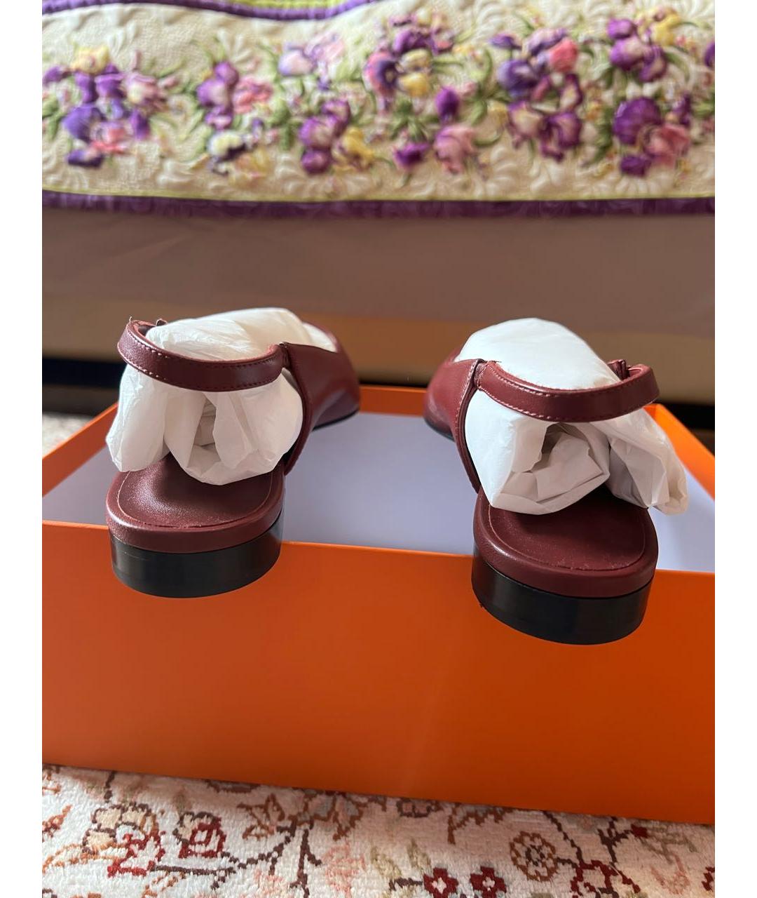 HERMES Бордовые кожаные лодочки на низком каблуке, фото 4