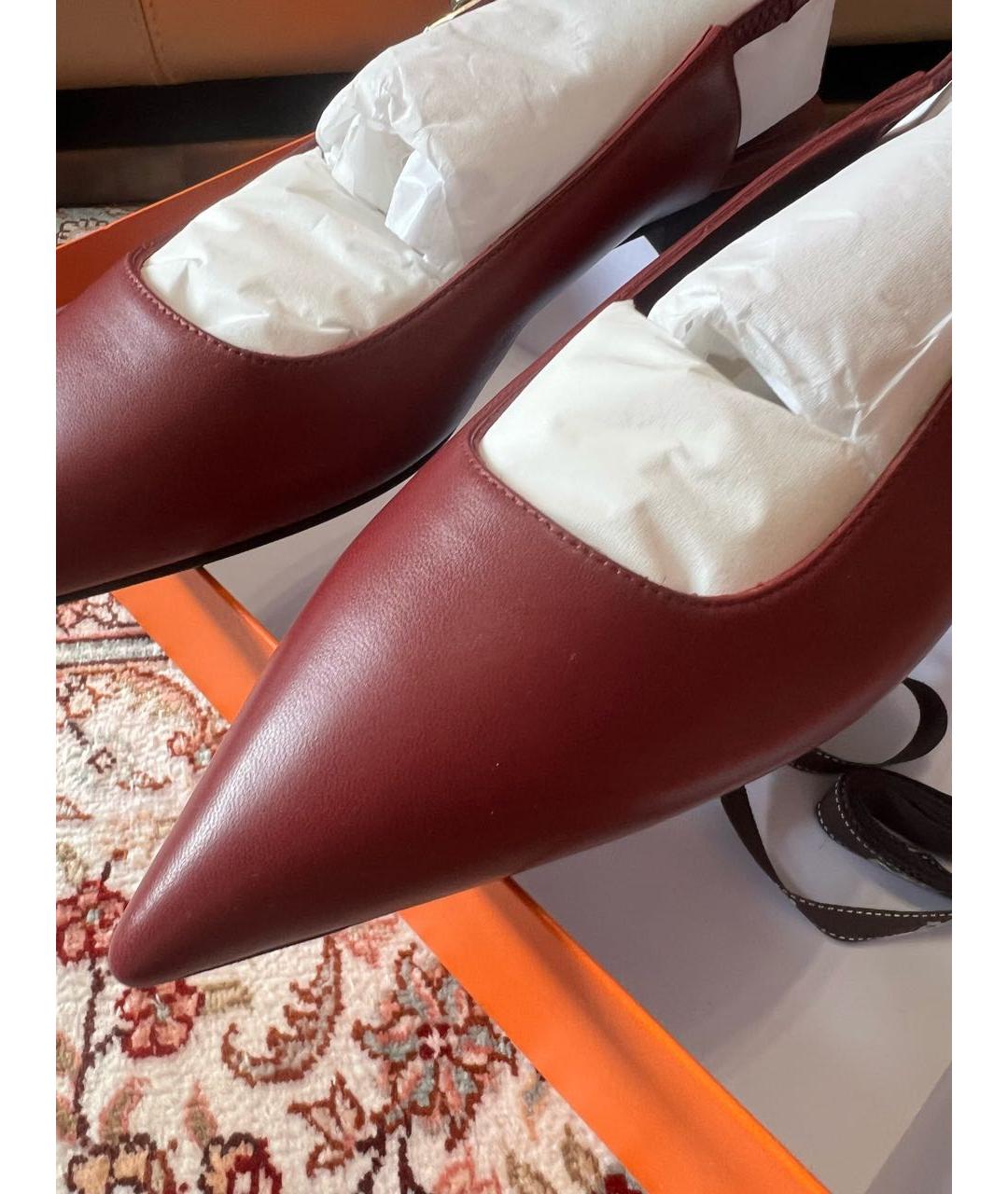 HERMES Бордовые кожаные лодочки на низком каблуке, фото 8