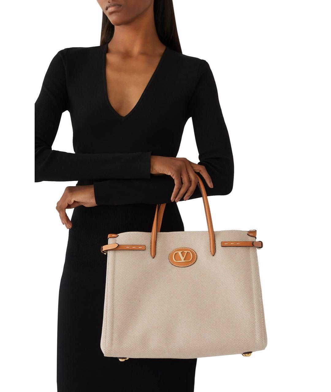 VALENTINO Бежевая тканевая сумка тоут, фото 8