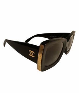 CHANEL Солнцезащитные очки