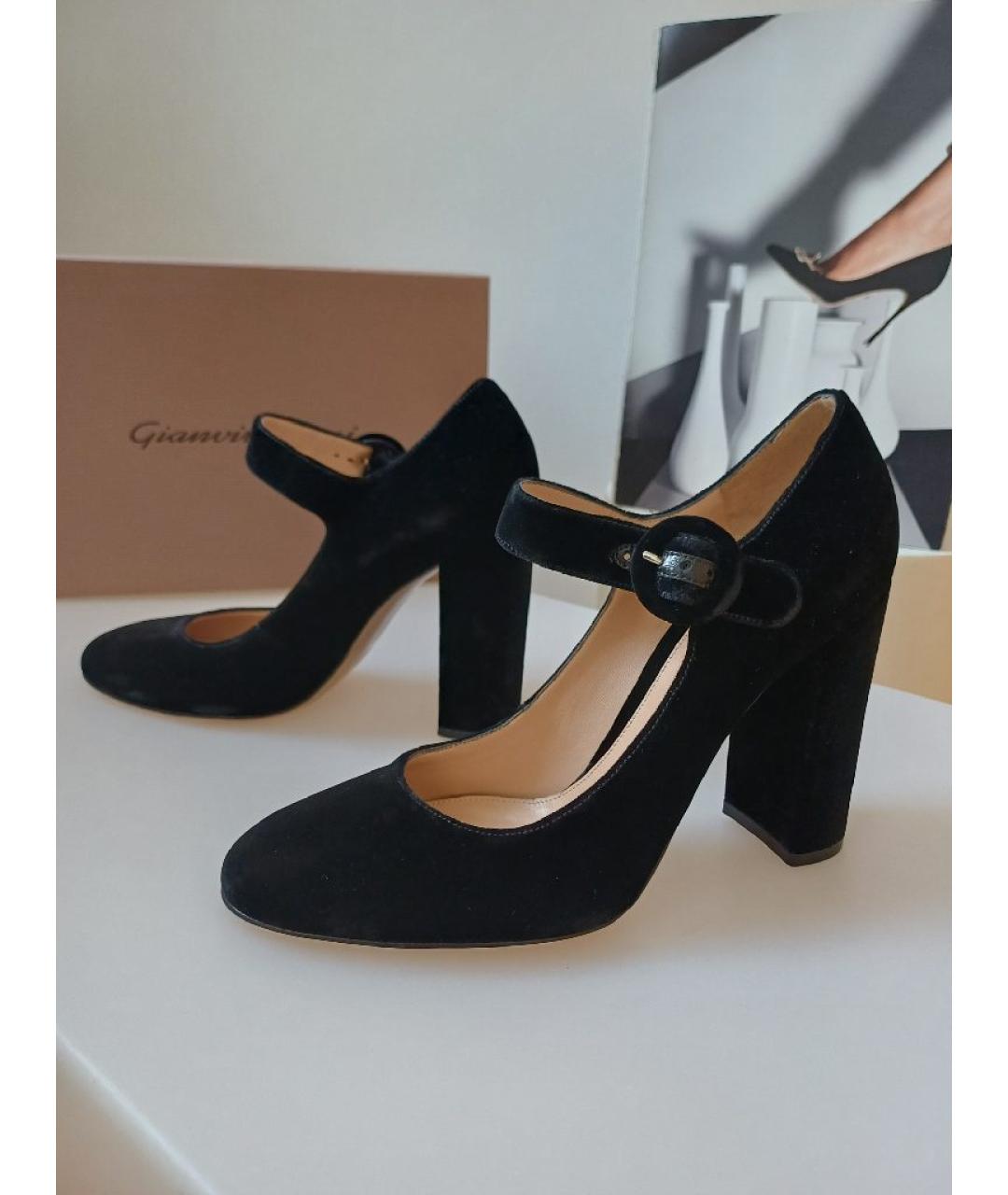 GIANVITO ROSSI Черные бархатные туфли, фото 3