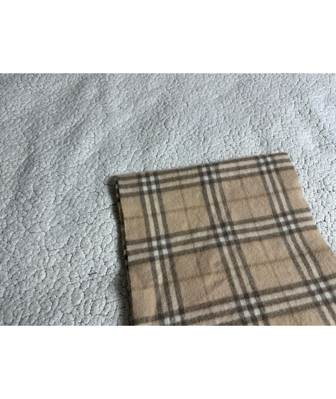 BURBERRY Горчичный шерстяной шарф, фото 3