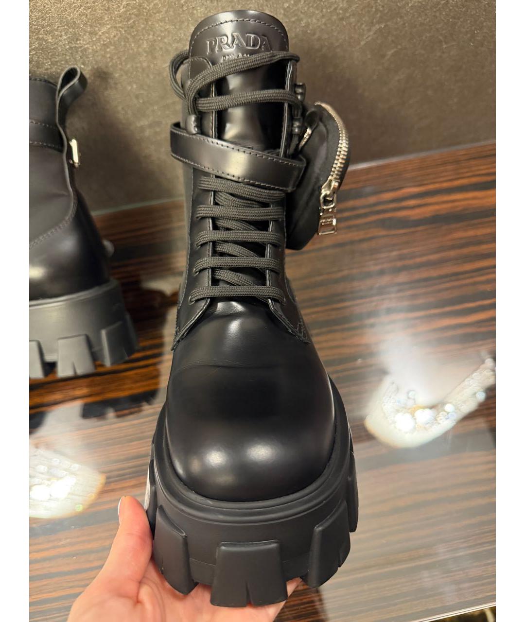 PRADA Черные кожаные ботинки, фото 2