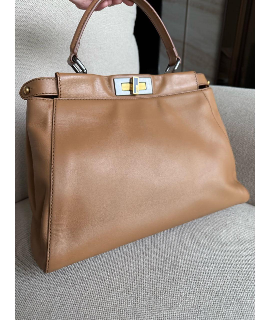FENDI Коричневая кожаная сумка с короткими ручками, фото 5