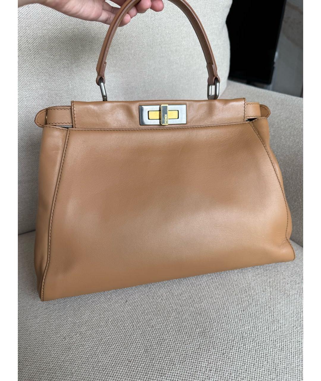 FENDI Коричневая кожаная сумка с короткими ручками, фото 8