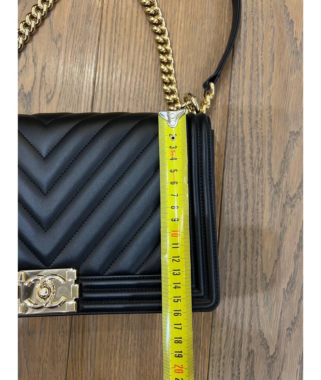 CHANEL Черная кожаная сумка через плечо, фото 4