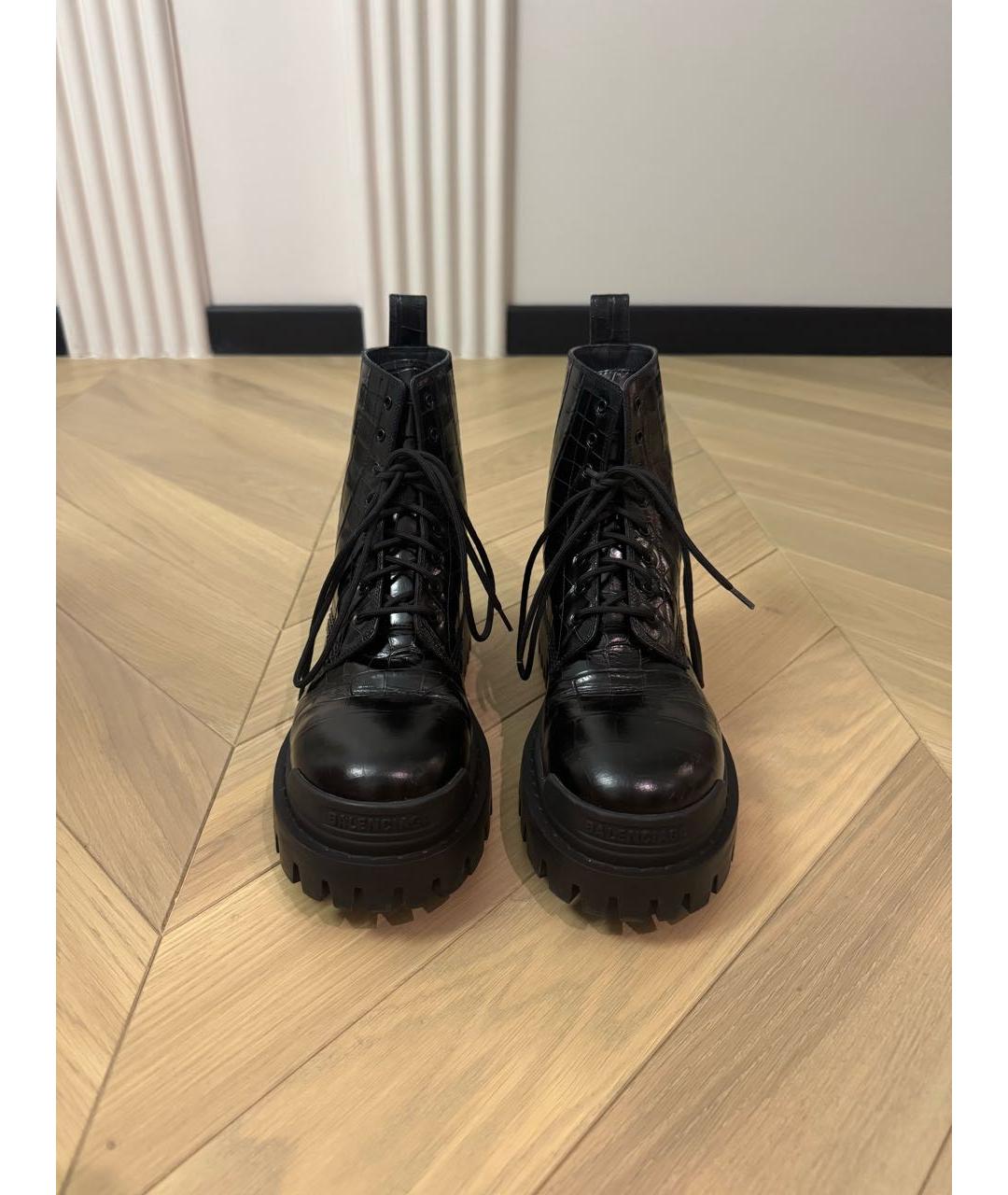 BALENCIAGA Черные ботинки из экзотической кожи, фото 2