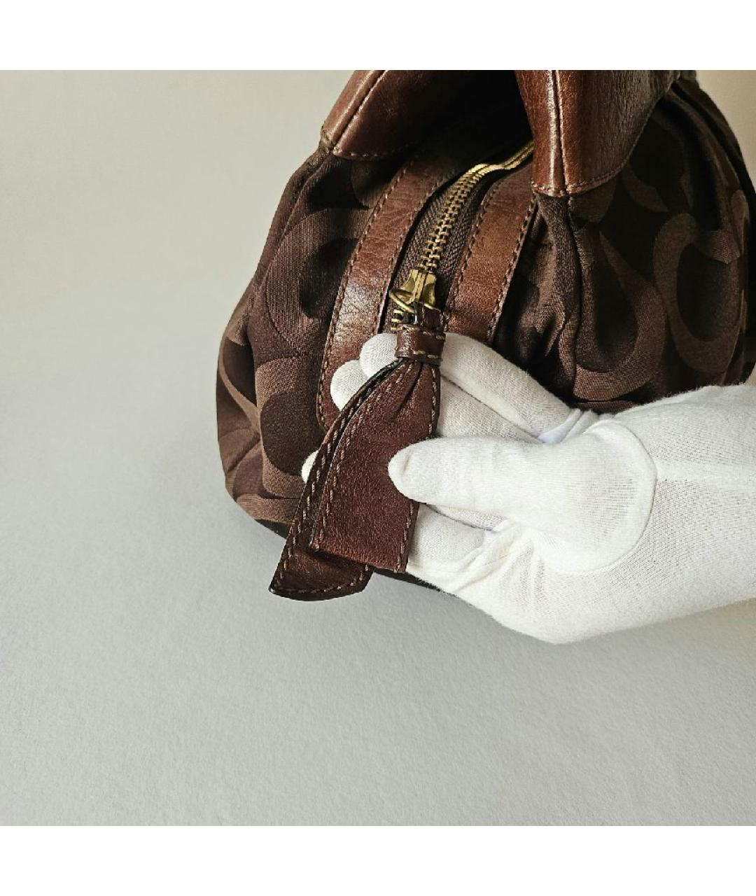 COACH Коричневая тканевая сумка с короткими ручками, фото 5