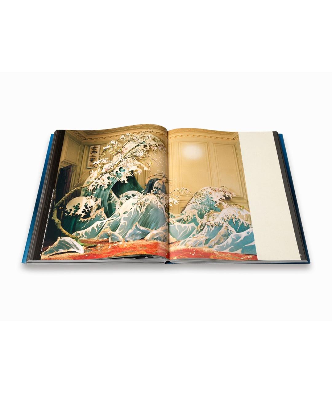 THAMES & HUDSON Книга, фото 5