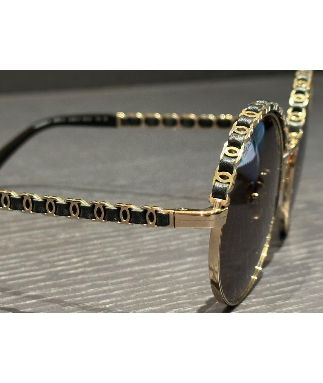 CHANEL Золотые металлические солнцезащитные очки, фото 3