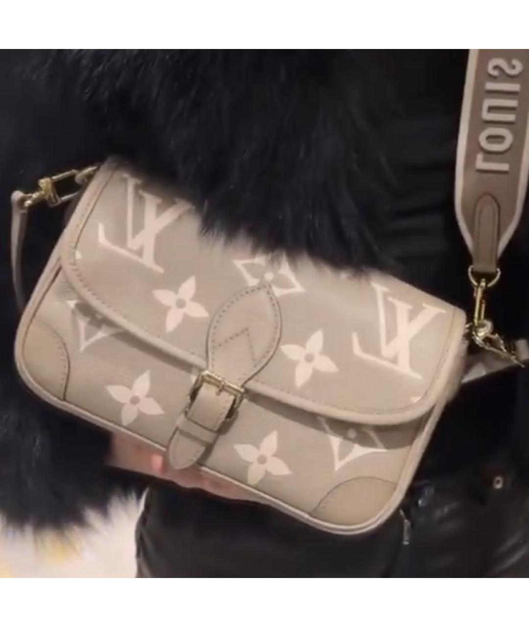LOUIS VUITTON Бежевая сумка с короткими ручками, фото 3