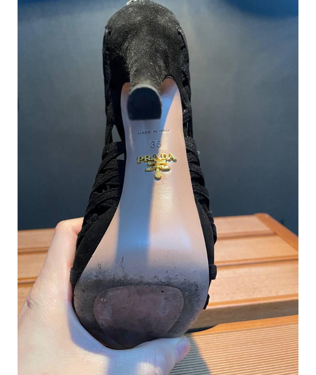 PRADA Черные замшевые босоножки, фото 5