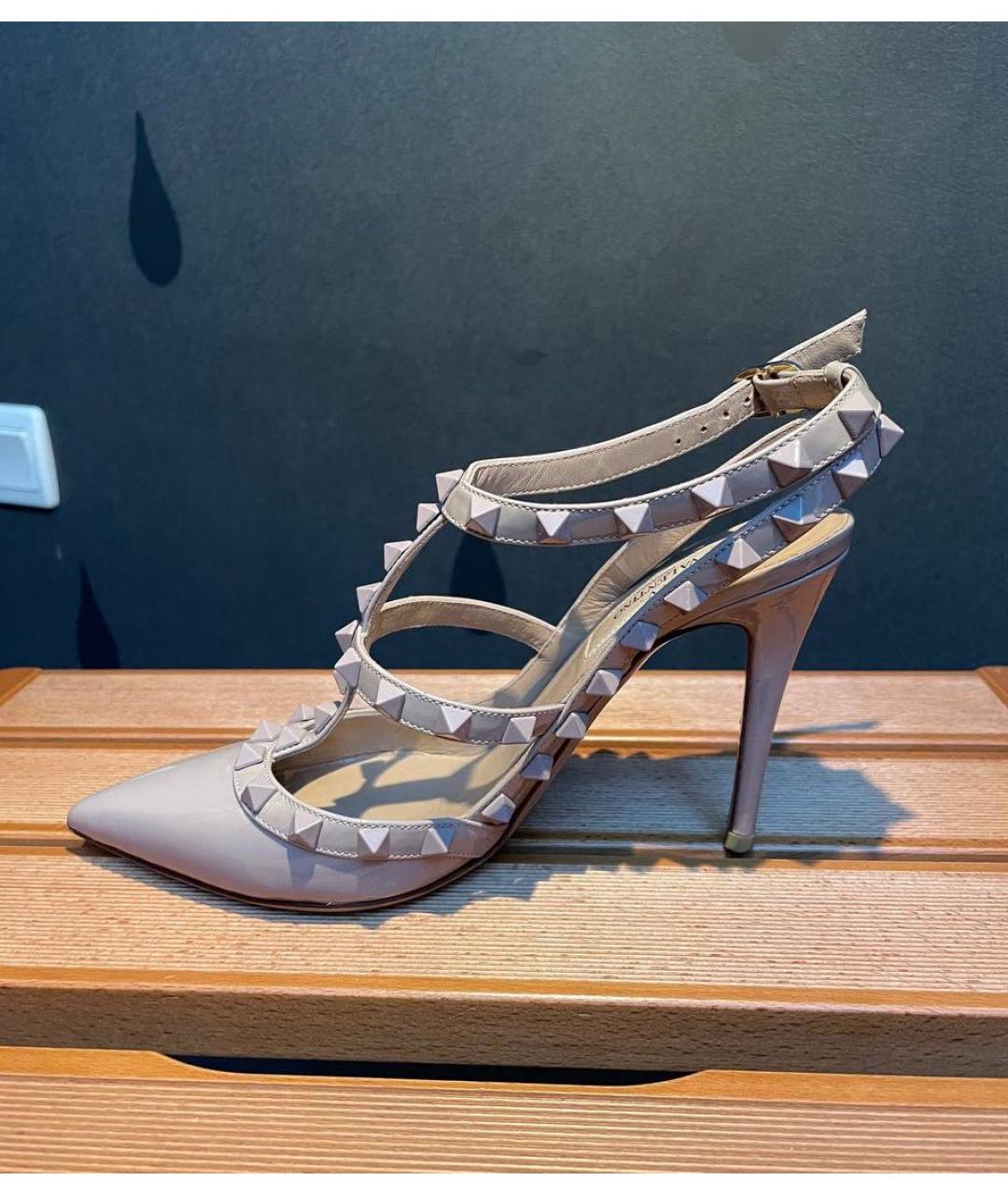 VALENTINO Бежевые туфли из лакированной кожи, фото 6