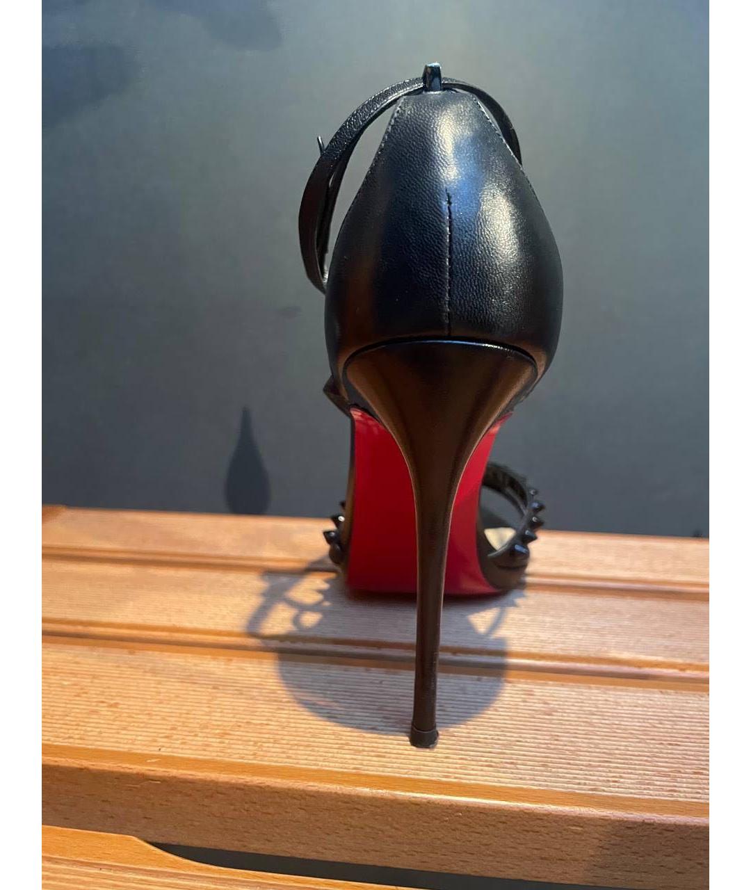 CHRISTIAN LOUBOUTIN Черные кожаные босоножки, фото 4