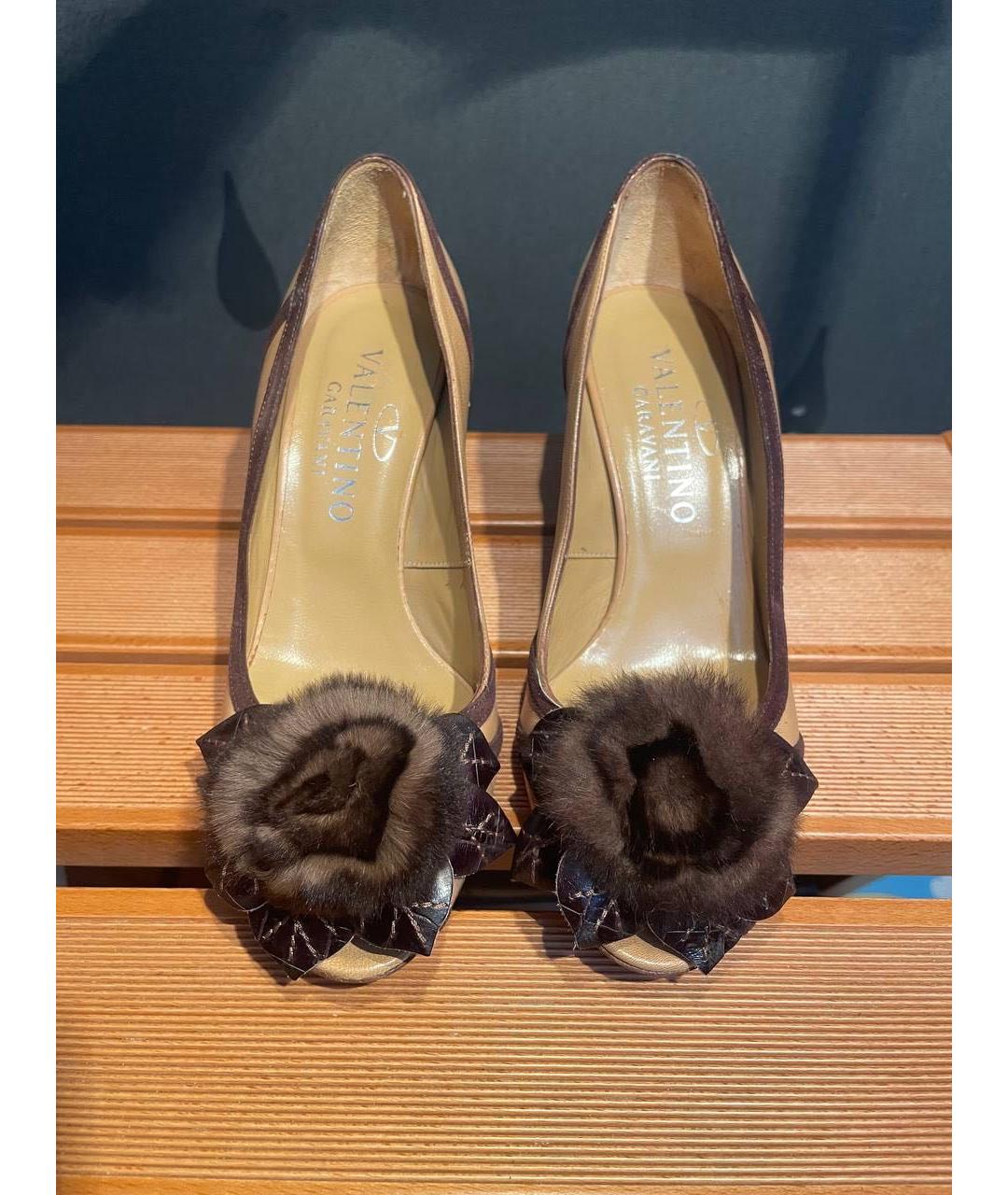 VALENTINO Бежевые кожаные туфли, фото 2