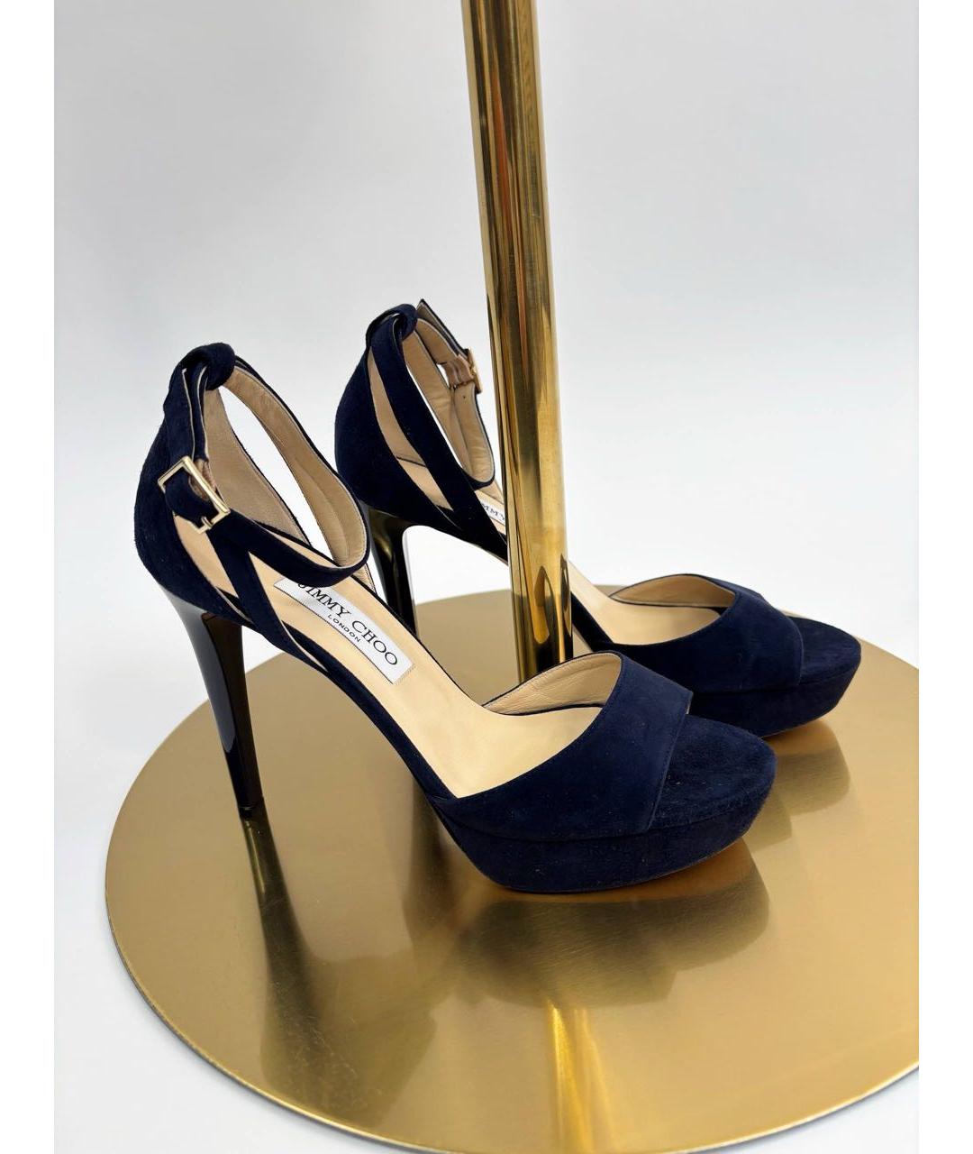 JIMMY CHOO Темно-синие бархатные босоножки, фото 5