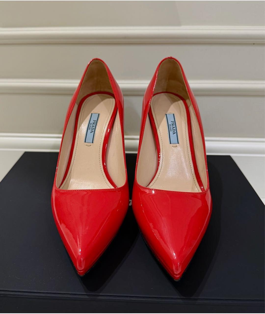PRADA Красные туфли из лакированной кожи, фото 2