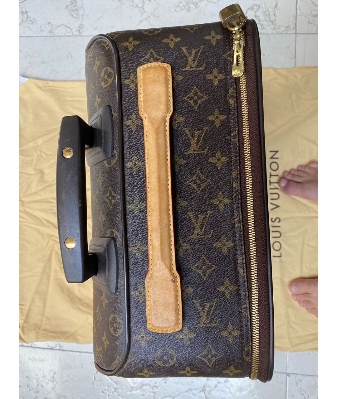 LOUIS VUITTON PRE-OWNED Коричневый чемодан из искусственной кожи, фото 2