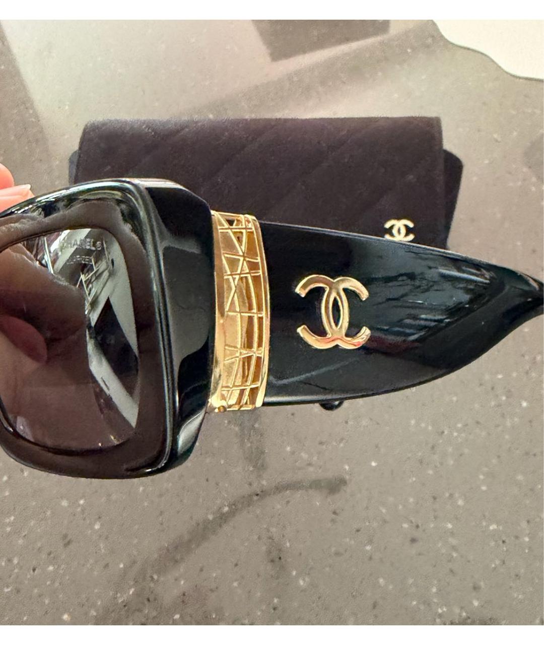 CHANEL Черные пластиковые солнцезащитные очки, фото 3