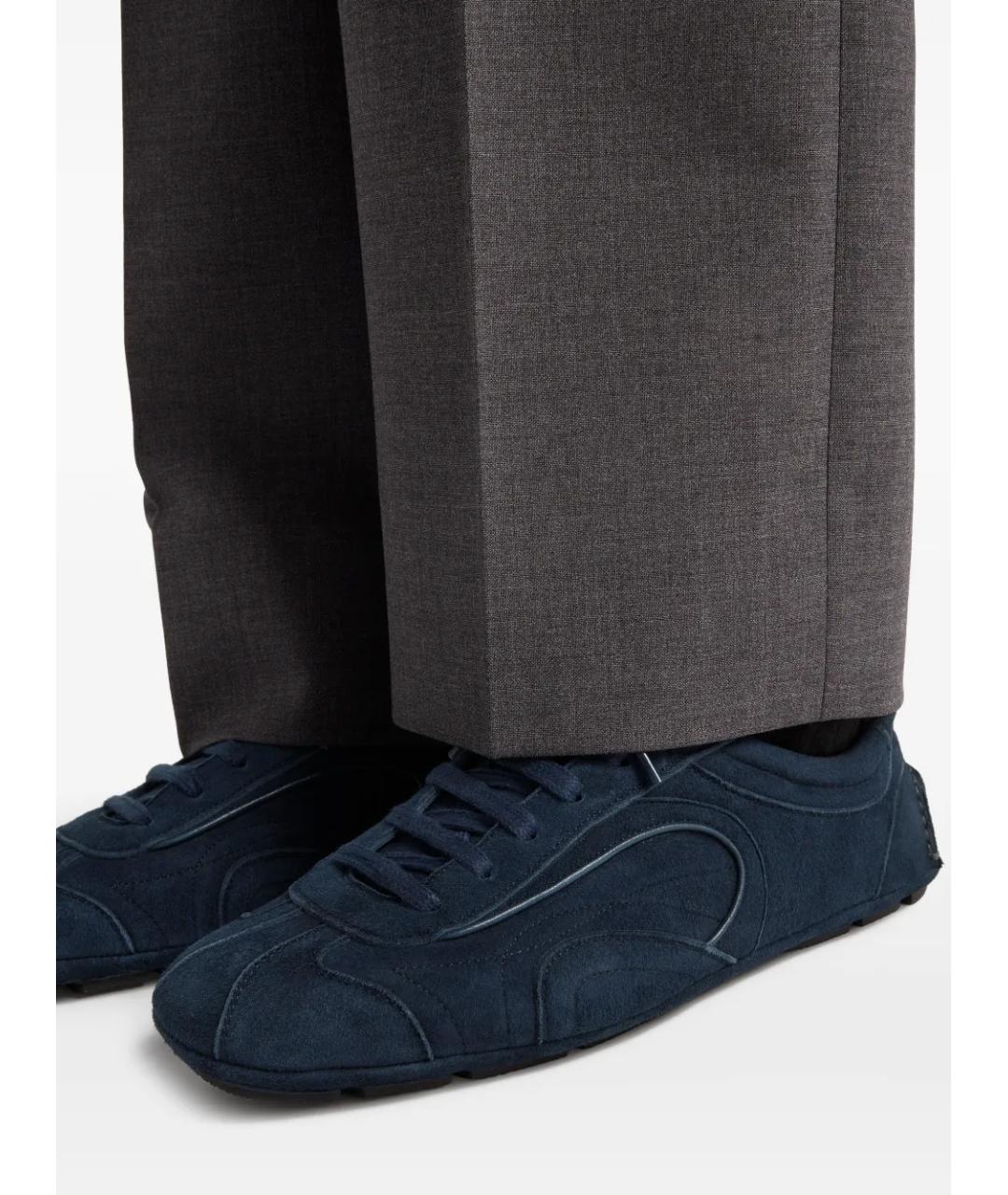 PRADA Темно-синие замшевые низкие кроссовки / кеды, фото 5