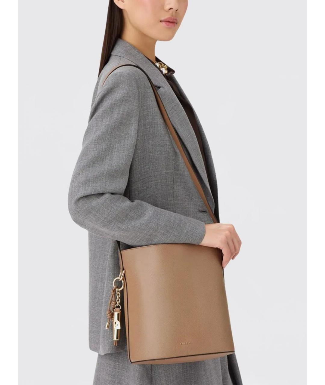 FURLA Бежевая кожаная сумка через плечо, фото 2