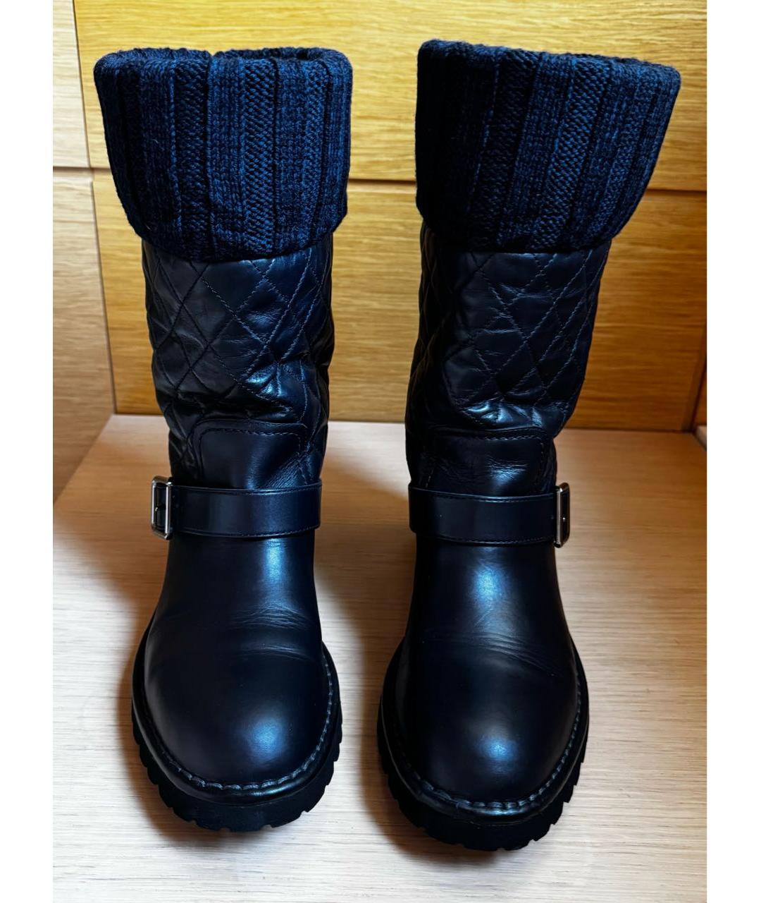 CHANEL Темно-синие кожаные сапоги, фото 2
