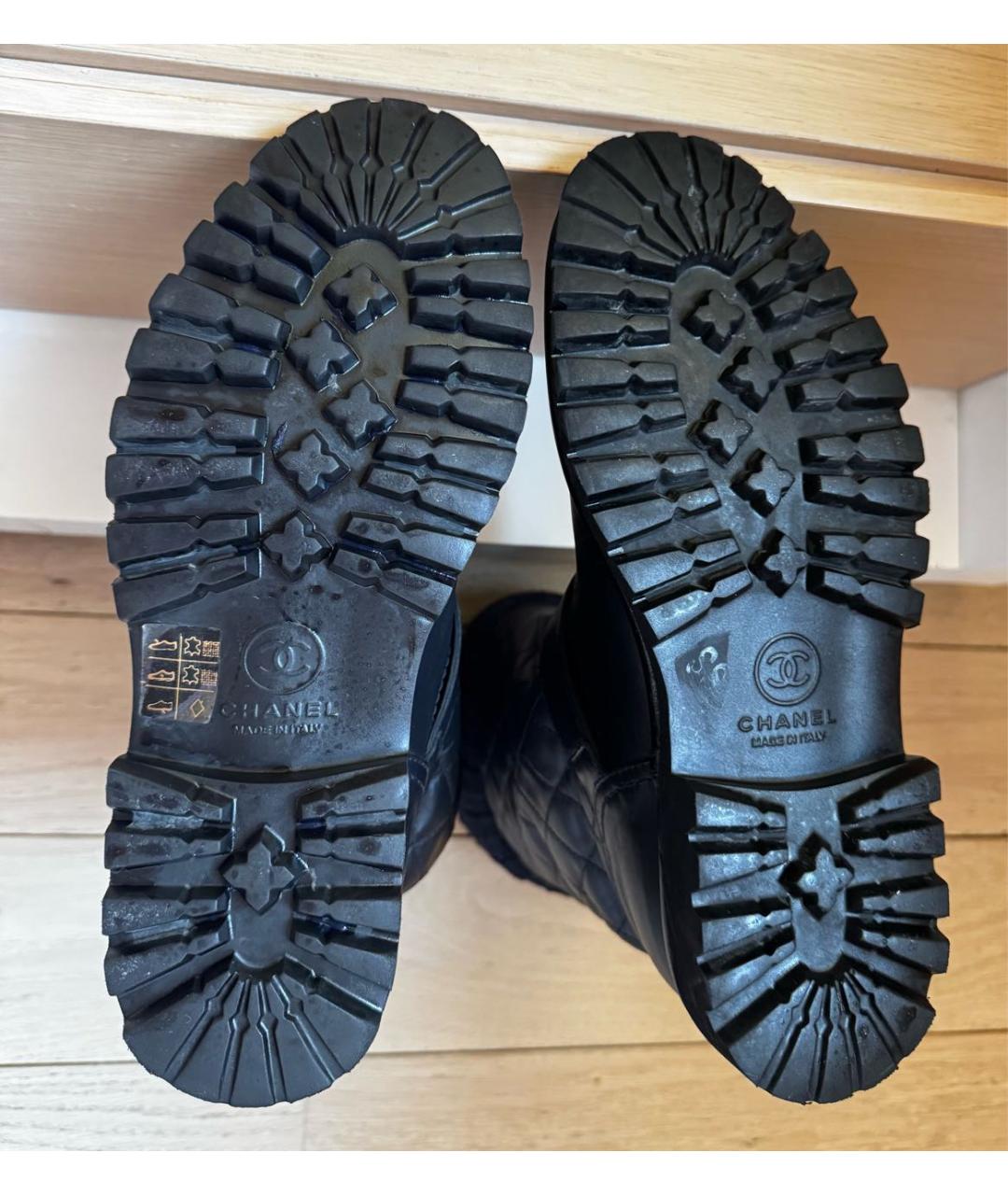 CHANEL Темно-синие кожаные сапоги, фото 6