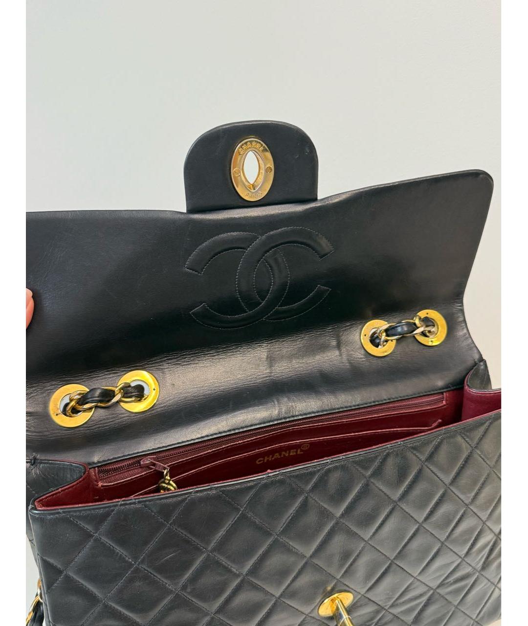 CHANEL Черная кожаная сумка через плечо, фото 7
