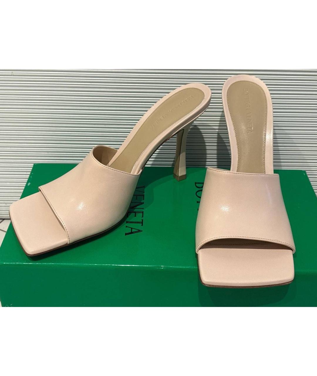 BOTTEGA VENETA Бежевые кожаные мюли, фото 2