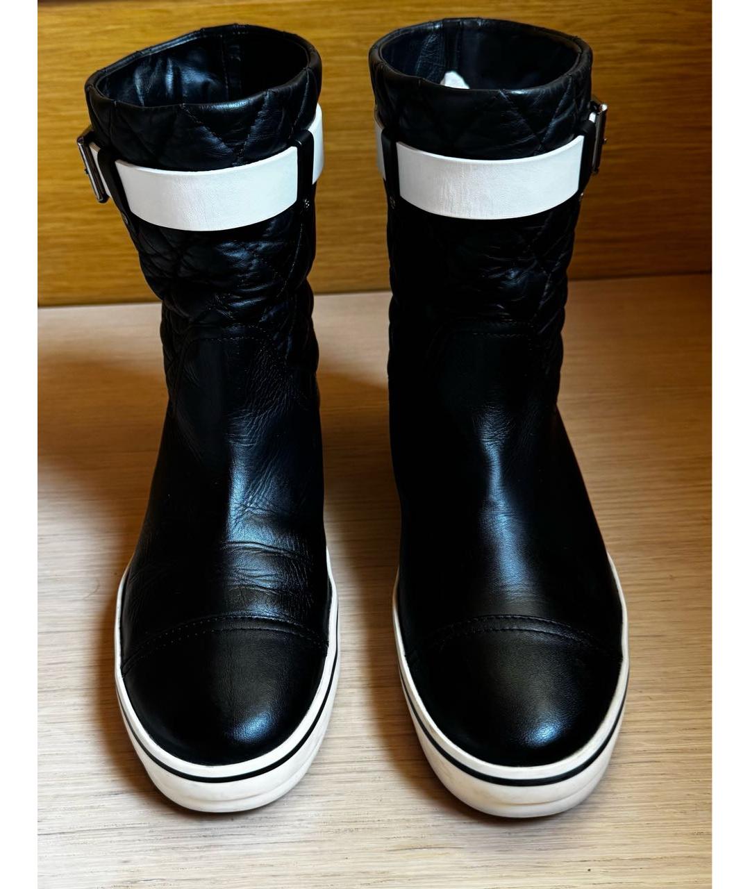 CHANEL Черные кожаные сапоги, фото 2