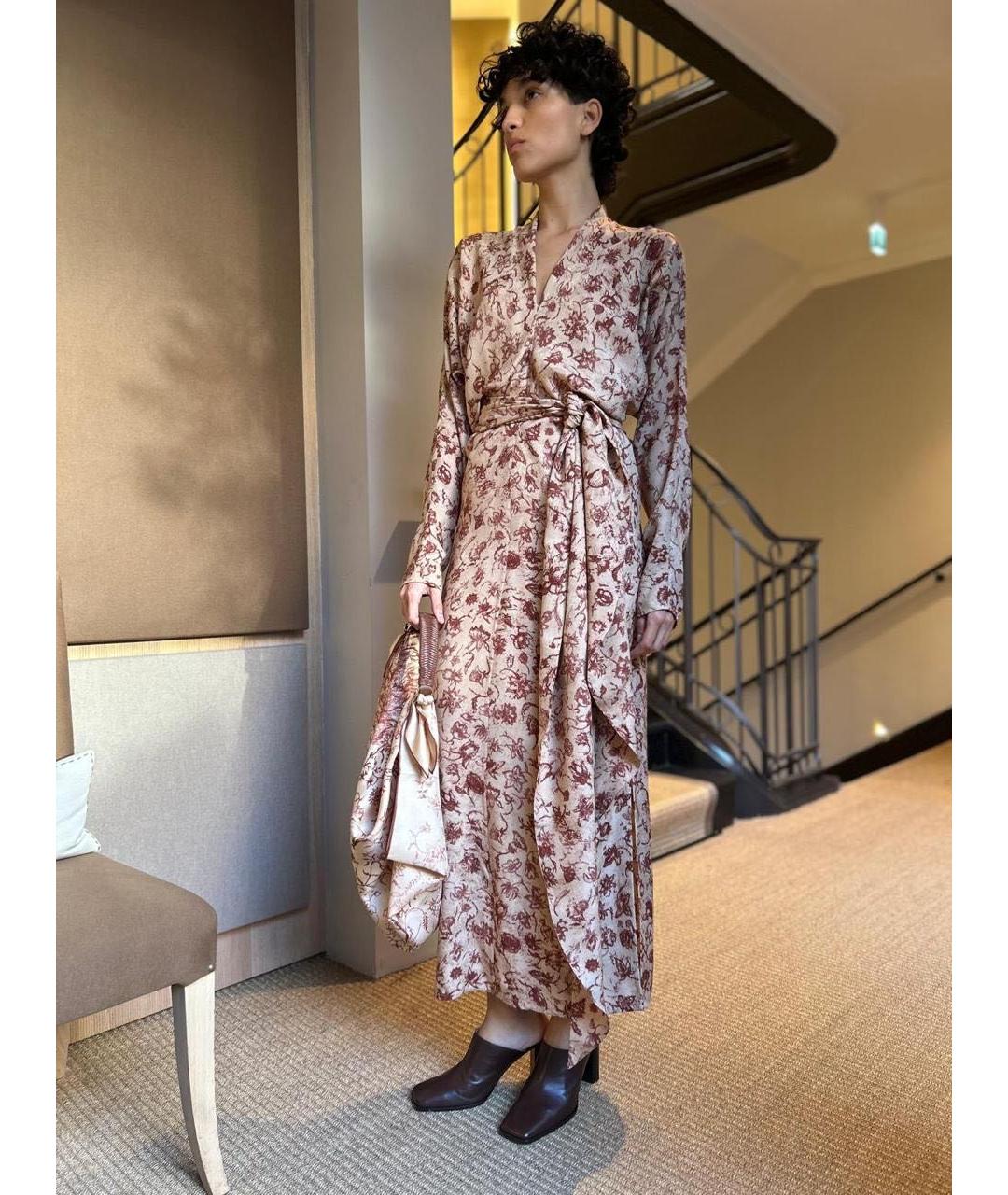 LORO PIANA Бежевое шелковое повседневное платье, фото 4