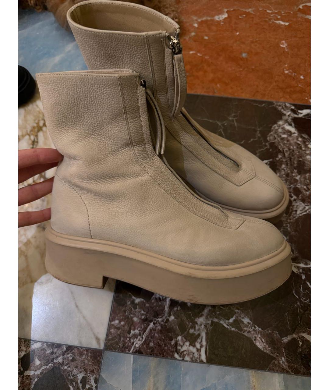 THE ROW Бежевые кожаные ботинки, фото 5