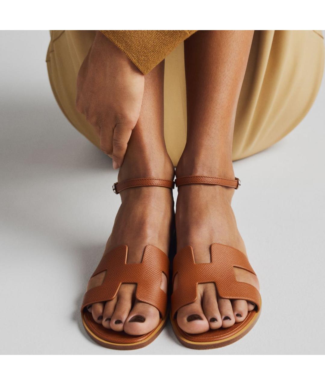 HERMES Коричневые кожаные босоножки, фото 3