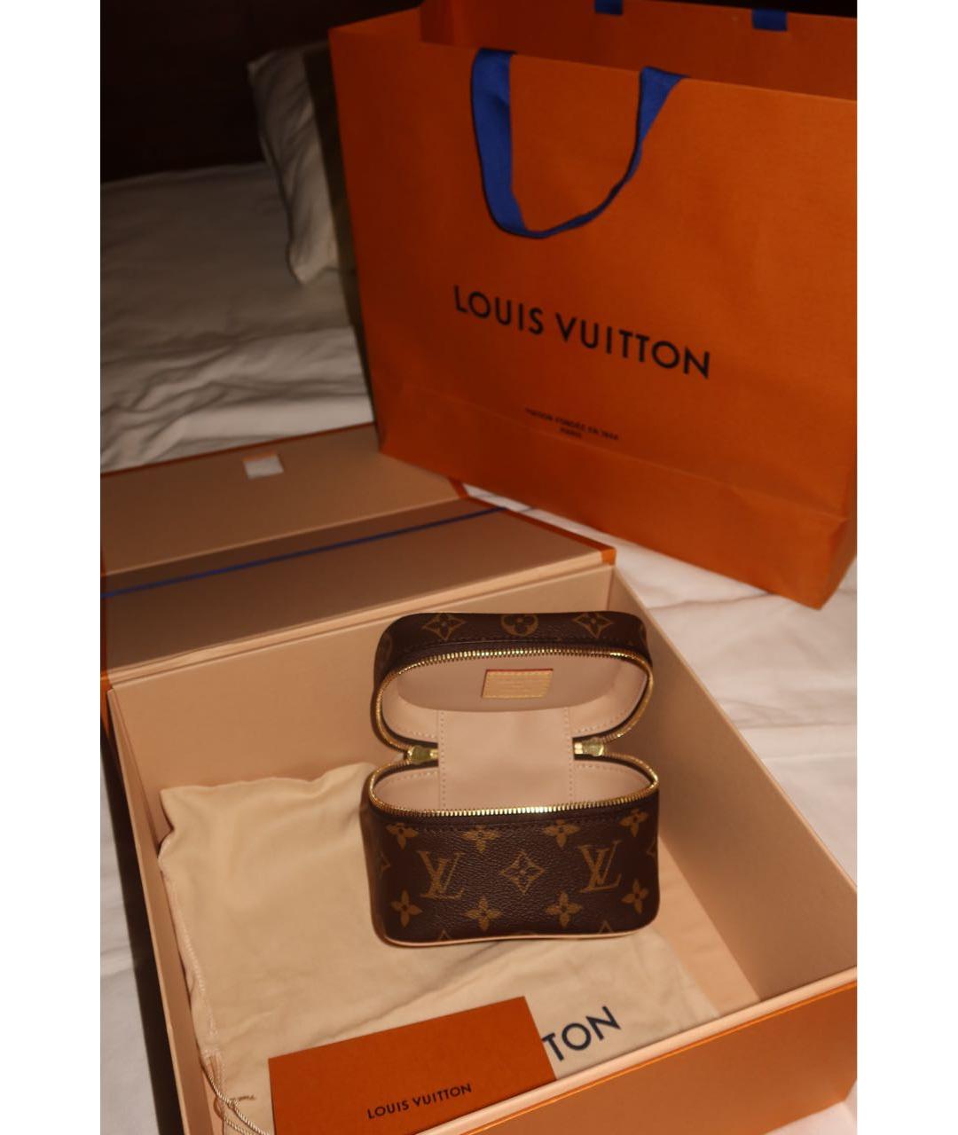 LOUIS VUITTON Коричневая косметичка, фото 5