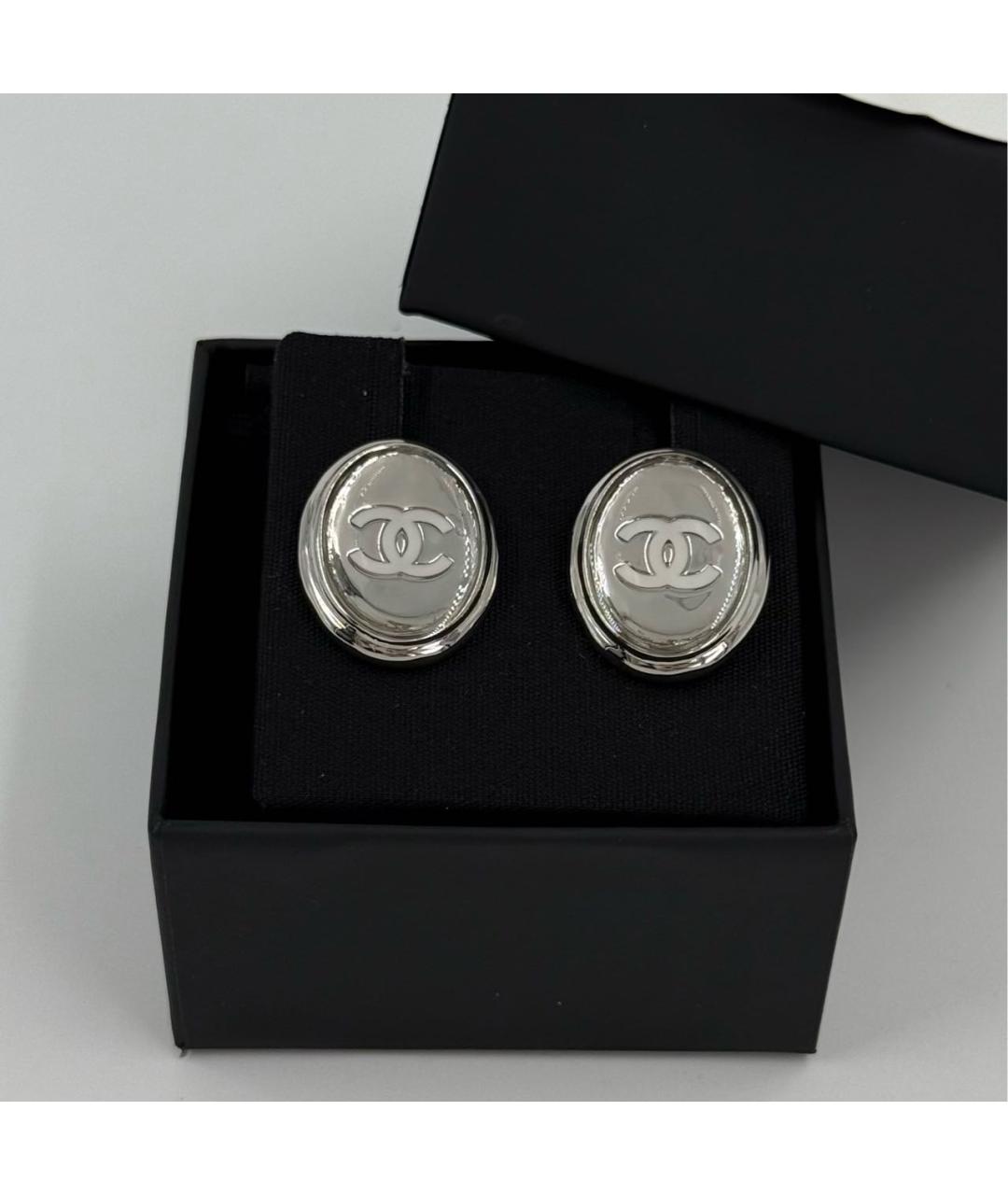 CHANEL Серебряные металлические серьги, фото 5