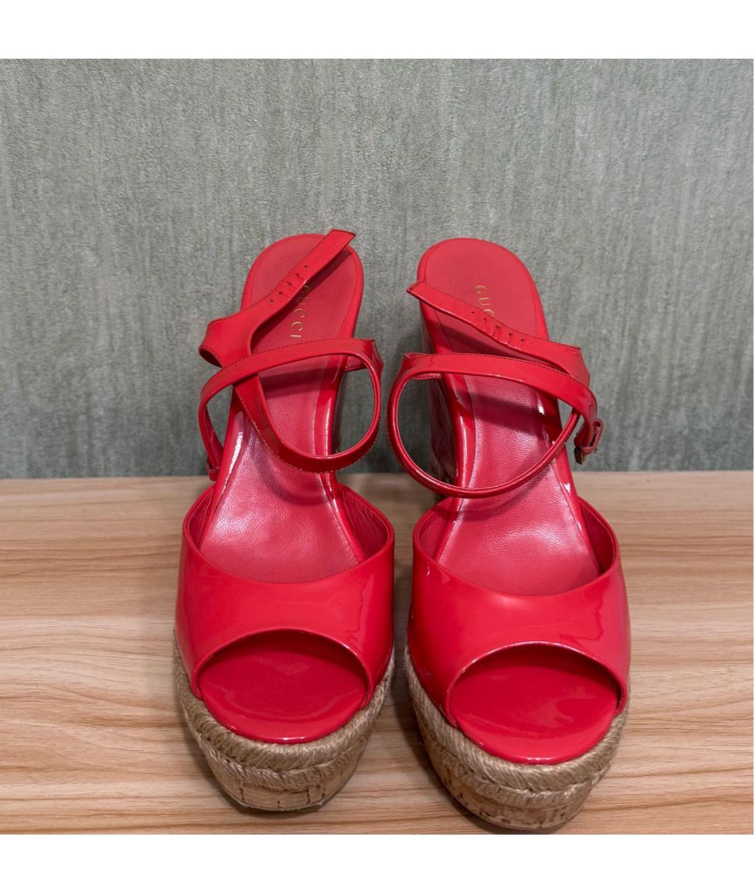 GUCCI Коралловые эспадрильи из лакированной кожи, фото 2