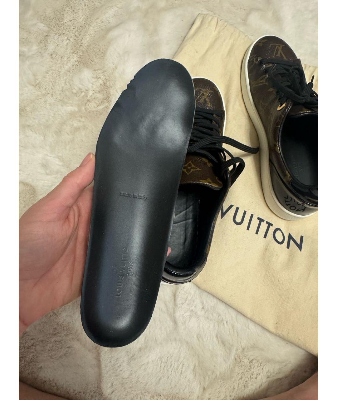 LOUIS VUITTON Коричневые кожаные кроссовки, фото 4