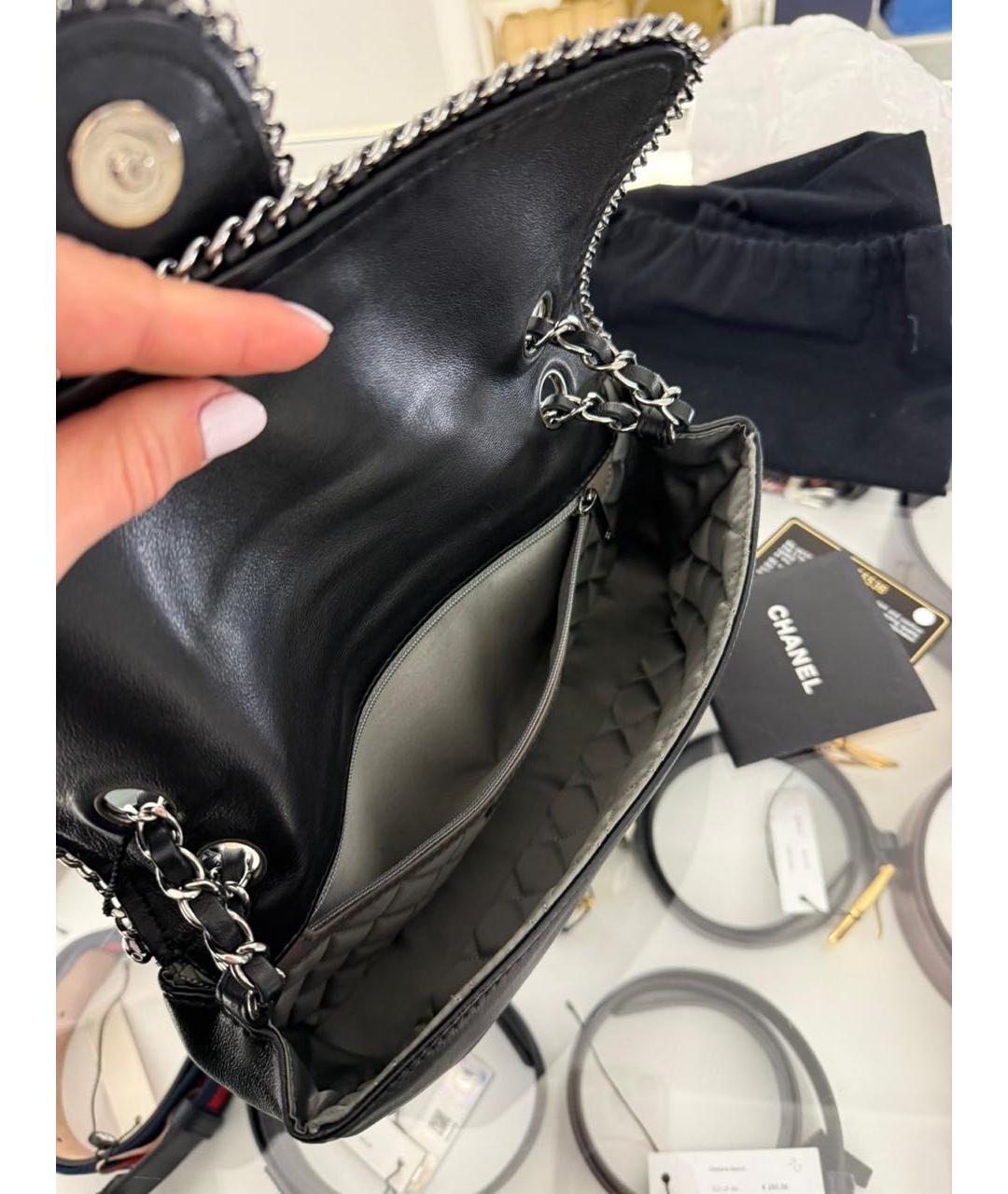 CHANEL Черная кожаная сумка через плечо, фото 8