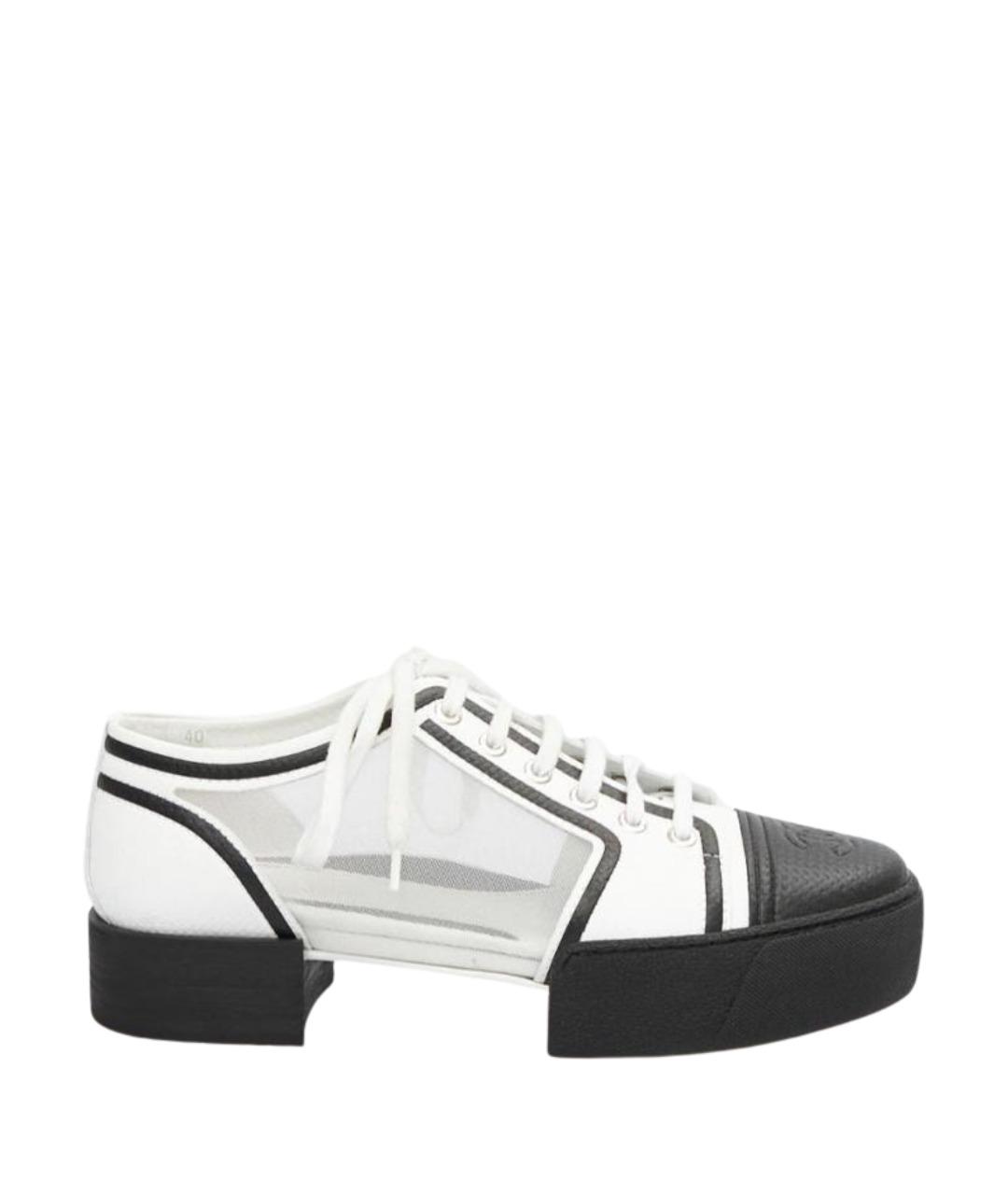 CHANEL Белые кожаные брогги и оксфорды, фото 1