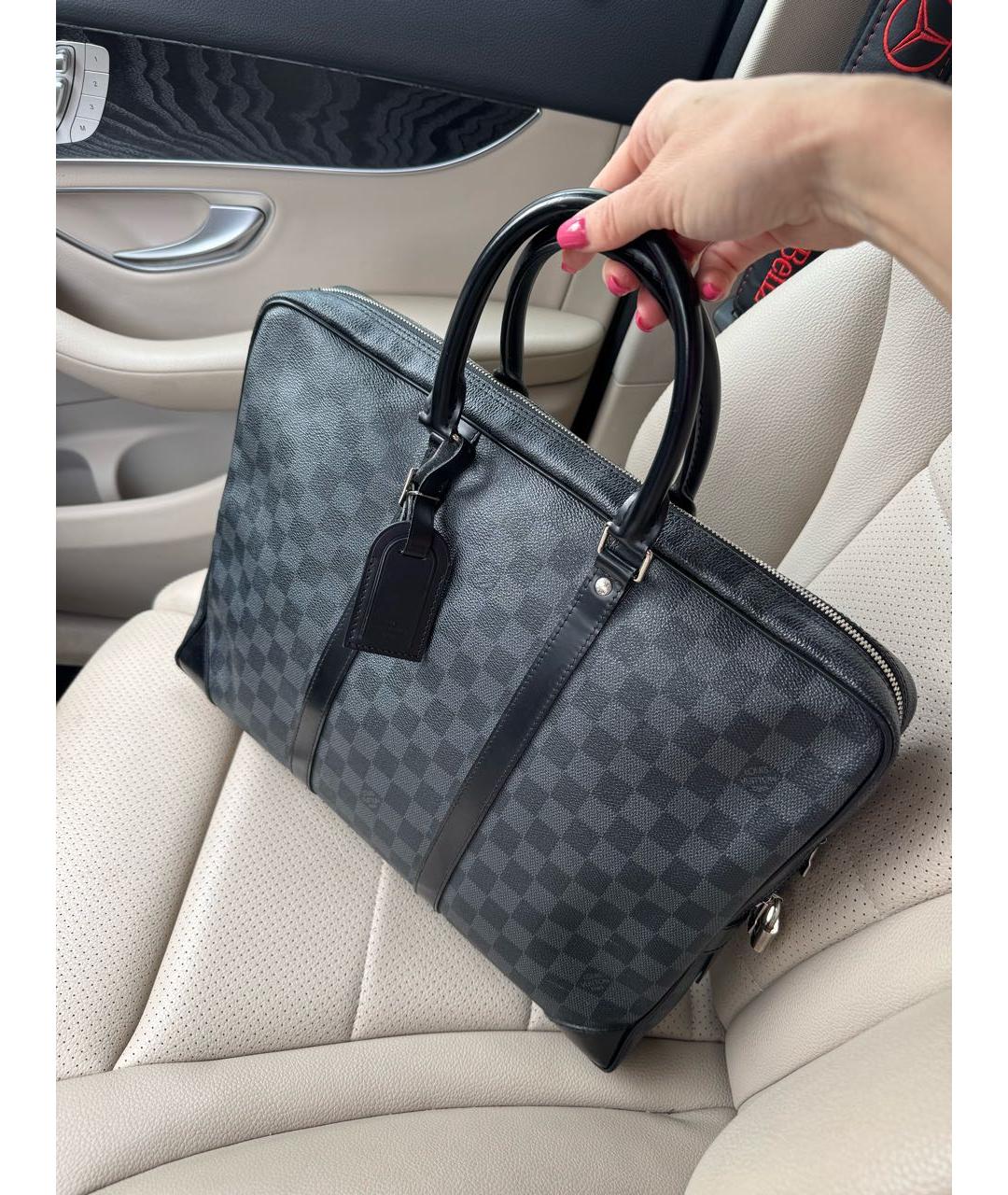 LOUIS VUITTON Антрацитовый кожаный портфель, фото 6