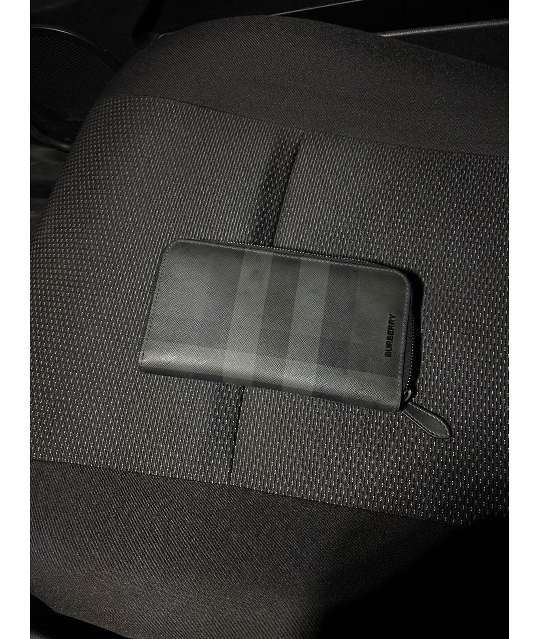 BURBERRY Антрацитовый кожаный кардхолдер, фото 4