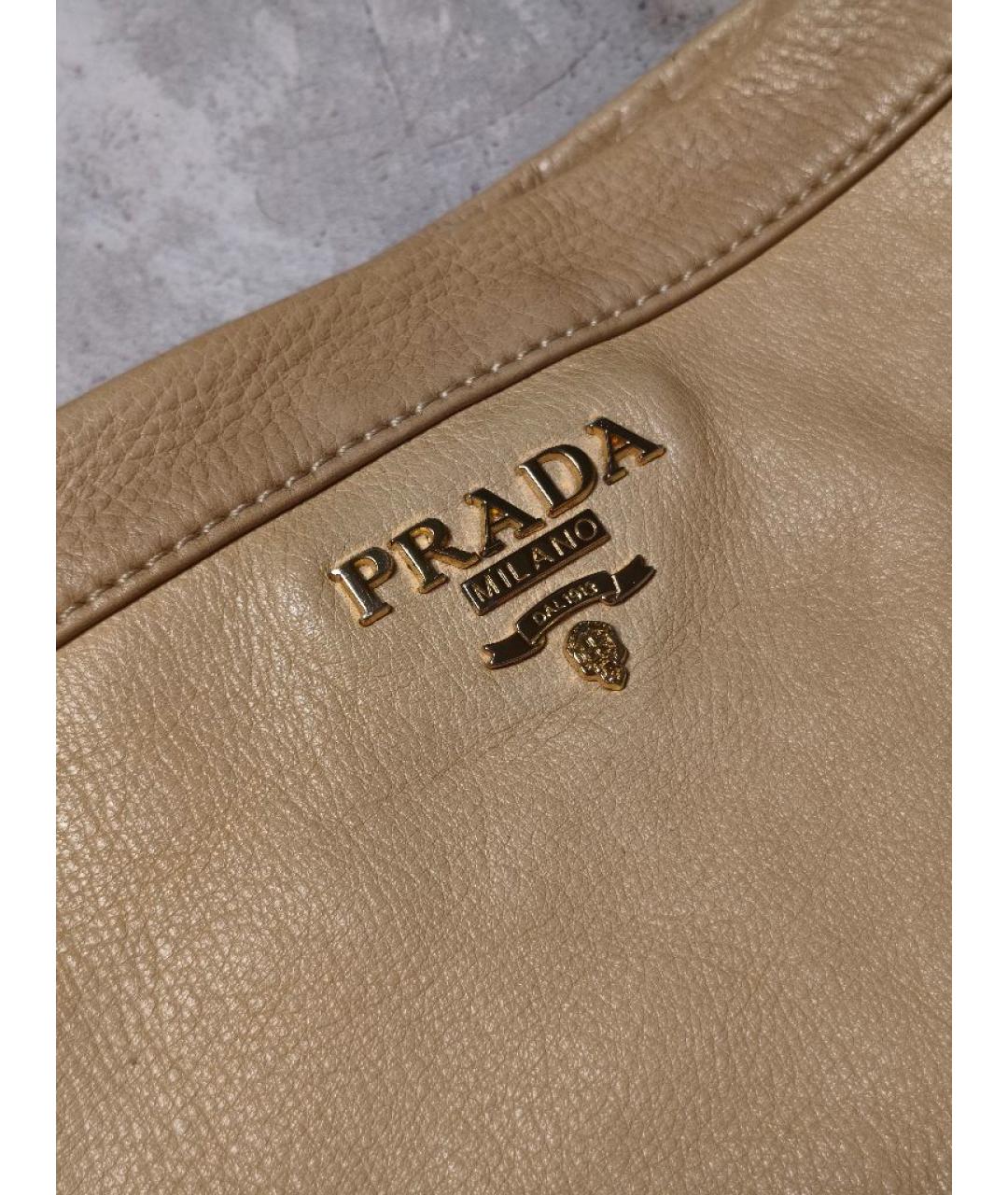 PRADA Бежевая кожаная сумка через плечо, фото 2