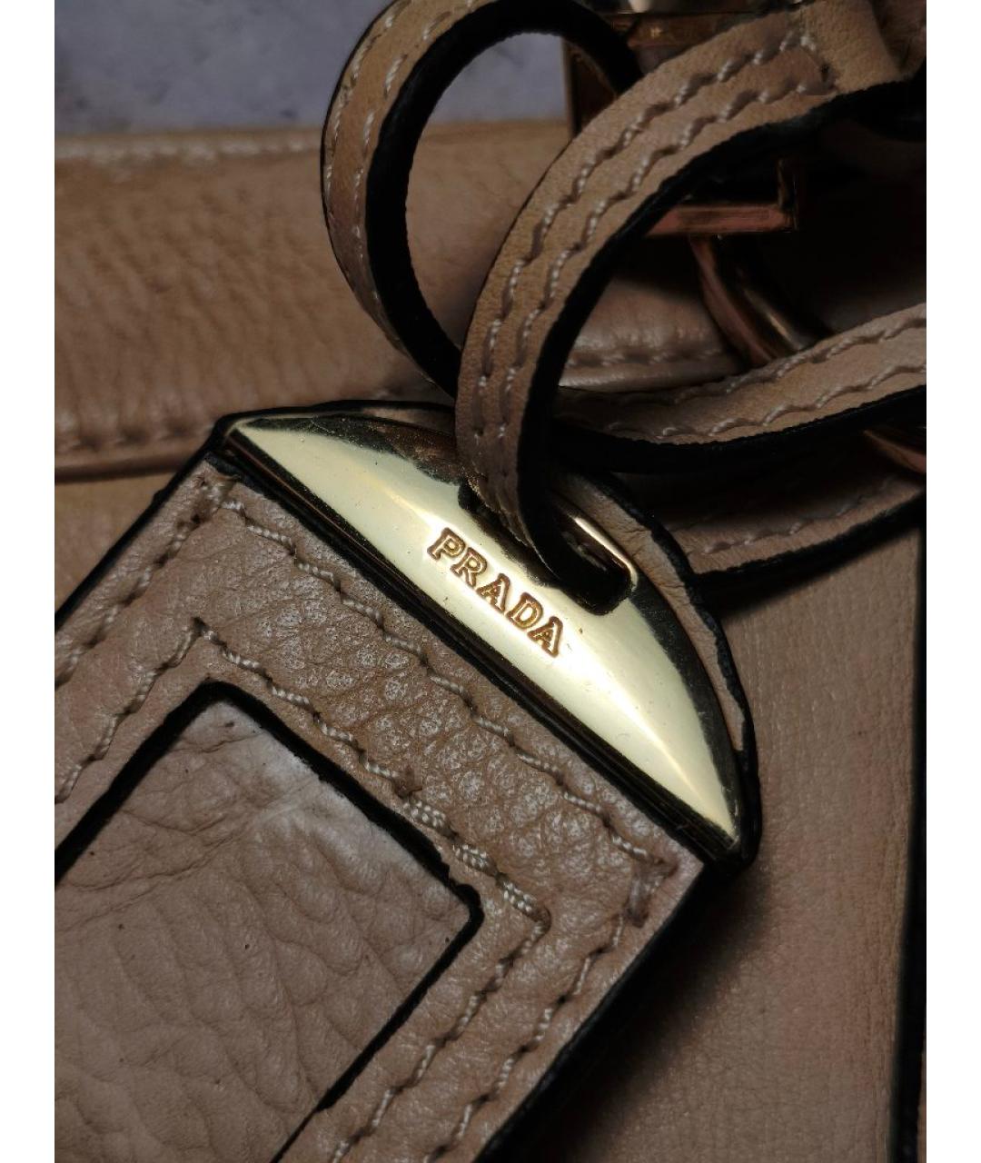 PRADA Бежевая кожаная сумка через плечо, фото 5