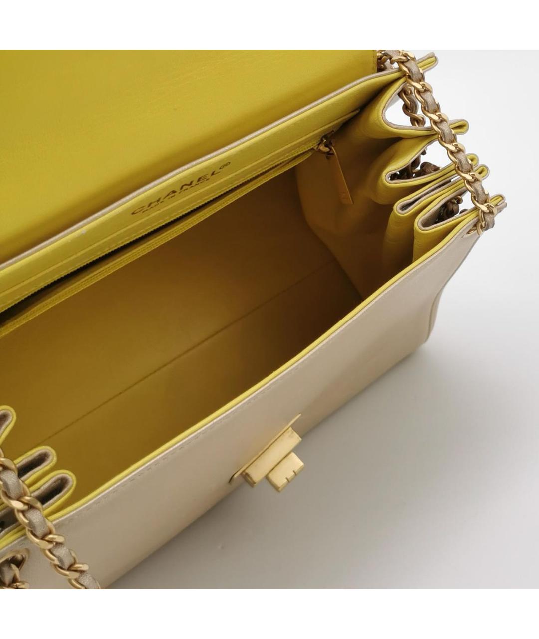 CHANEL Бежевая кожаная сумка через плечо, фото 7