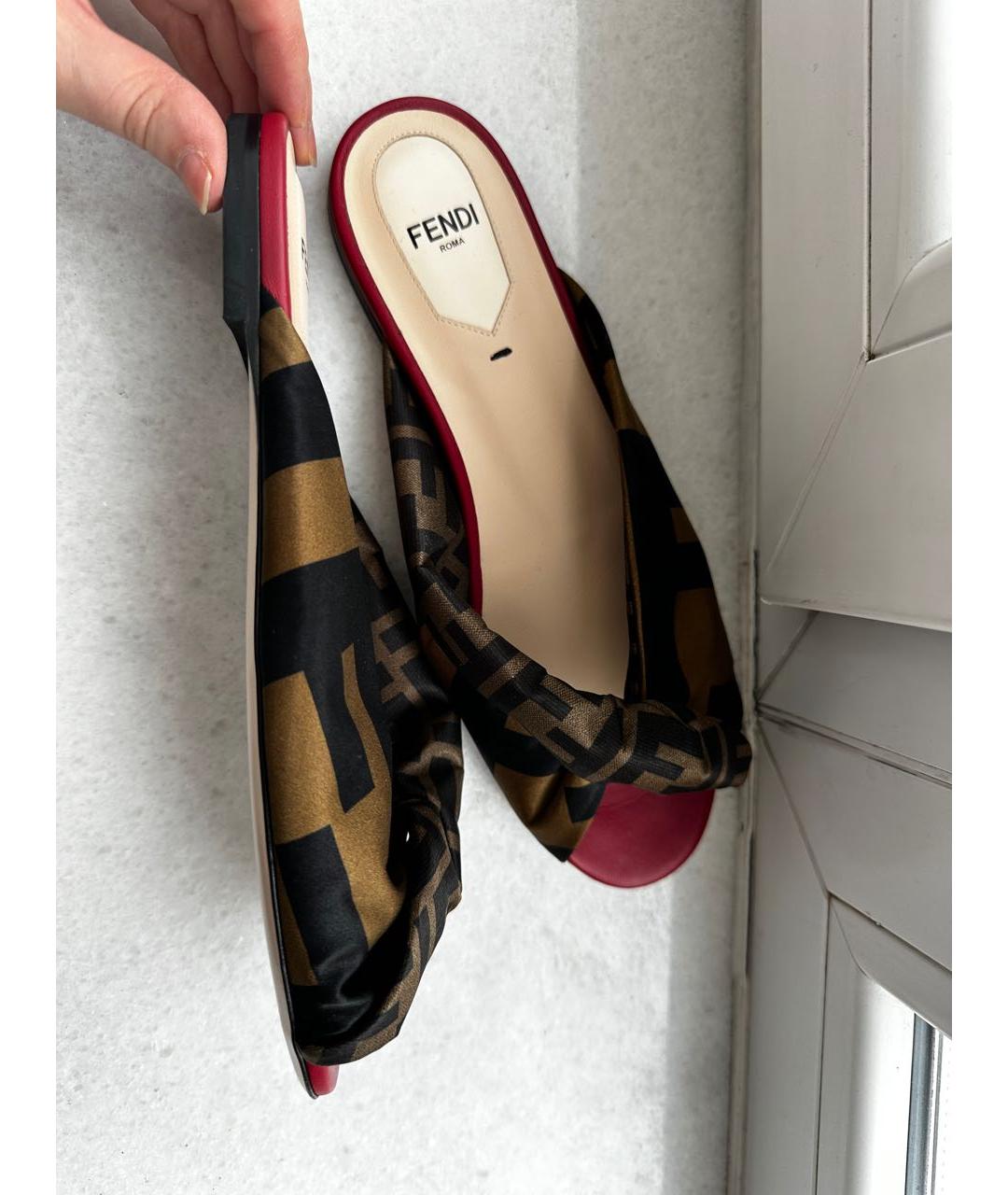 FENDI Коричневые текстильные шлепанцы, фото 5